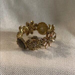Elegant Gold Floral Women's Ring